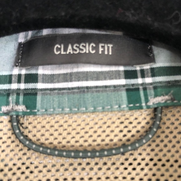 Eddie Bauer button down. Plaid classic fit TXL - Picture 9 of 12